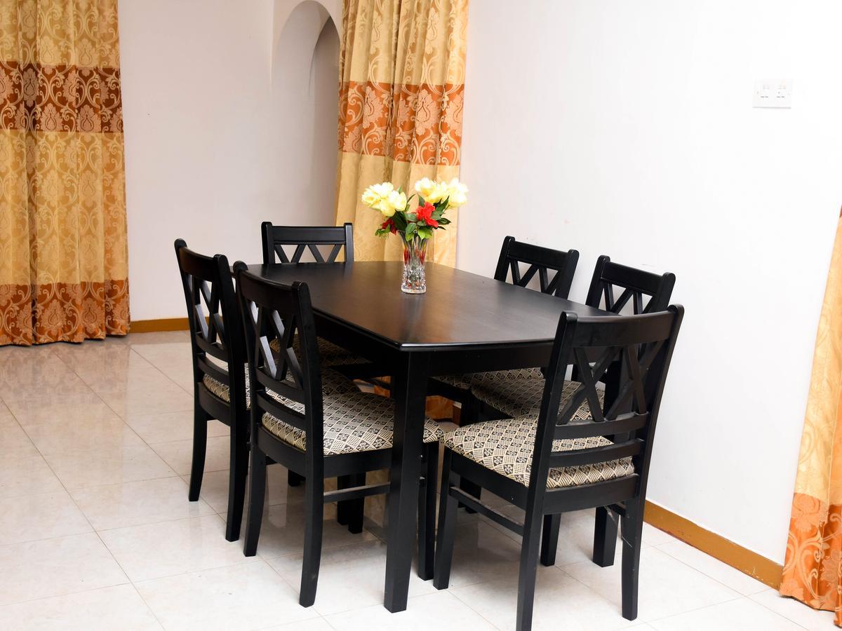 Vishmee Holiday Inn Embilipitiya Esterno foto