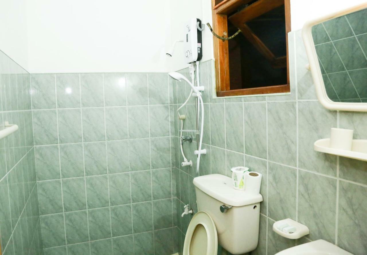 Vishmee Holiday Inn Embilipitiya Esterno foto